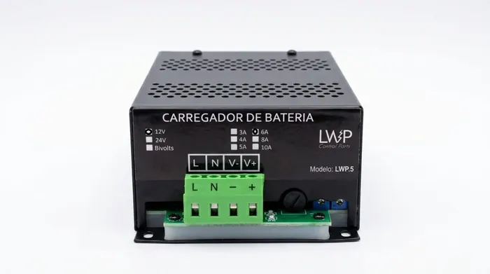 Carregador de Bateria Eletrônico e Automático Smartgen BAC06A-12V / BAC06A-24V Retificador de Bateria Flutuador para Geradores BAC 12V 6A 90-280VAC 50/60Hz / BAC 24V 6A 90-280VAC 50/60Hz